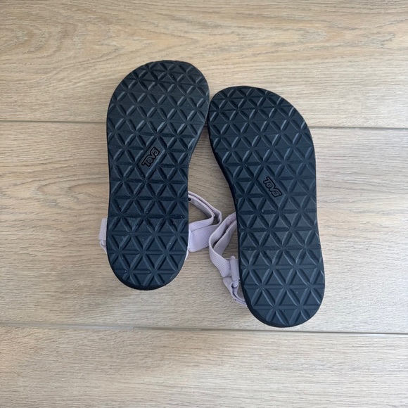 Teva Original Universal in Purple Multi size 10 - Picture 6 of 7